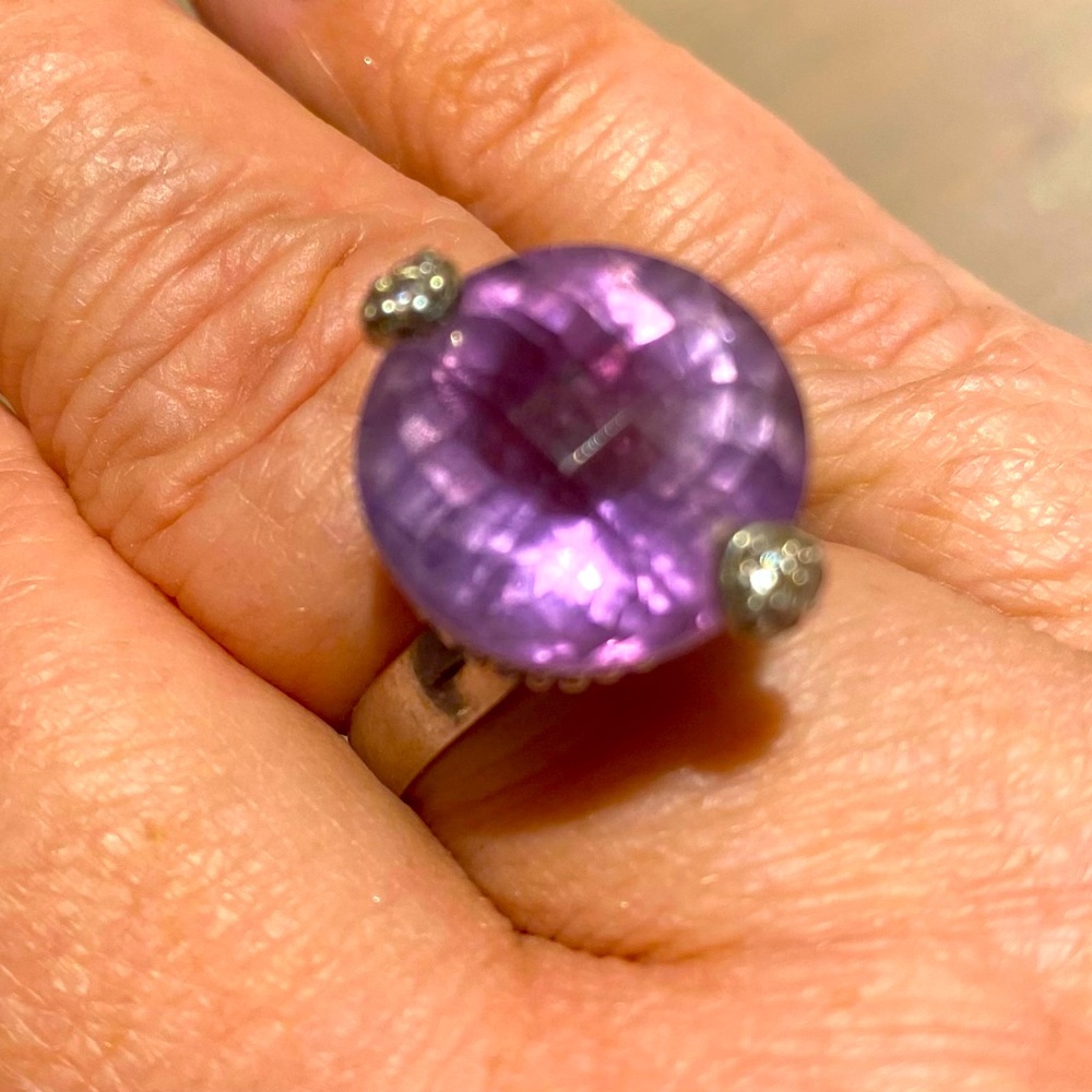 Amethyst silver ring